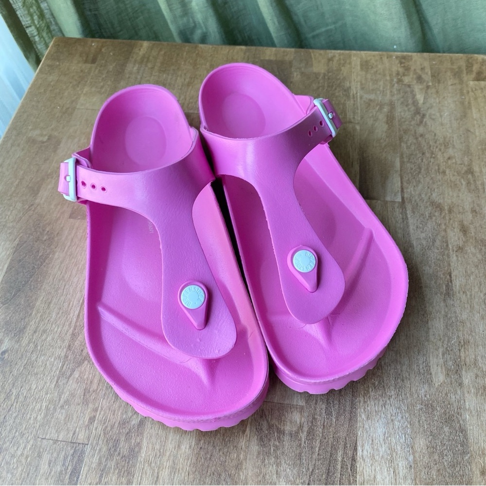Birkenstock • Pink EVA Gizeh Sandals Sz 38